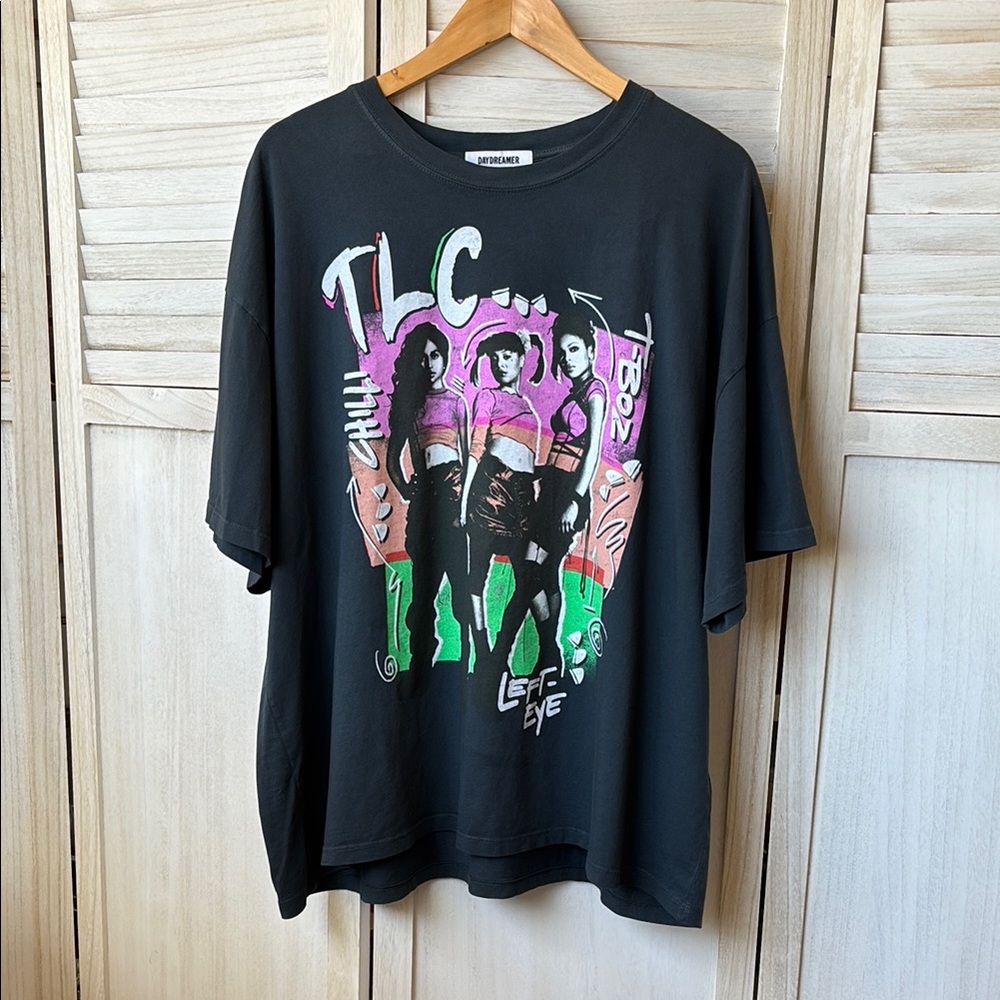 Daydreamer TLC Tee in Vintage Black